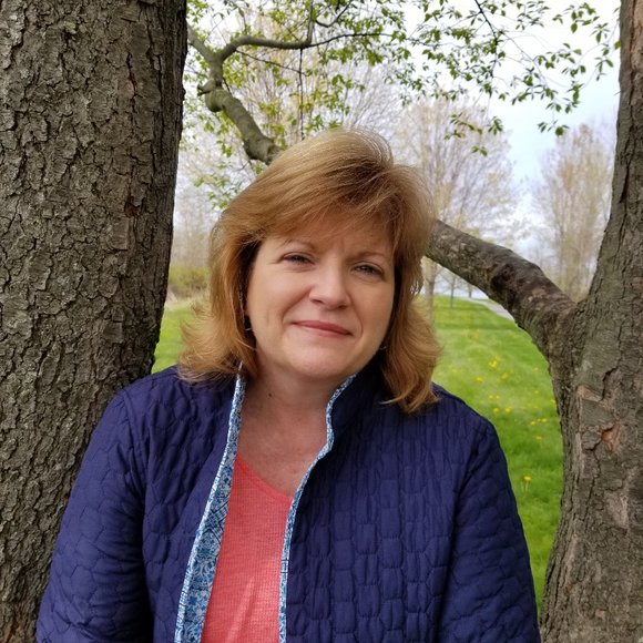 Meet your Posher, Sheila - Picture 1 of 8